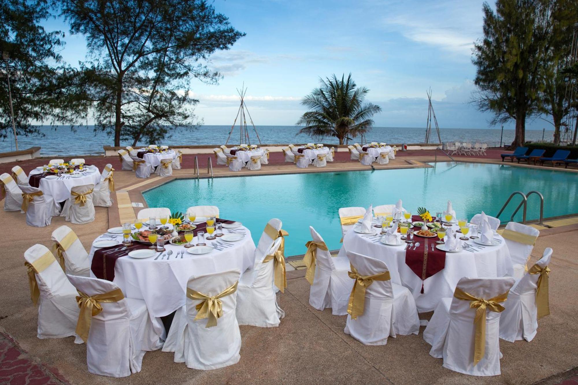 Eurasia Cha-Am Lagoon Exterior photo